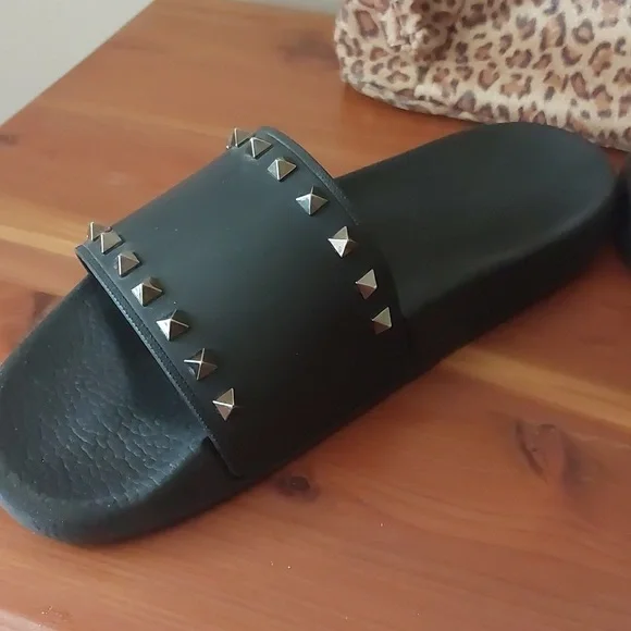 Valentino Garavani Black Rockstud Slides Sz 43 (Mens US10) USED - Picture 4 of 16